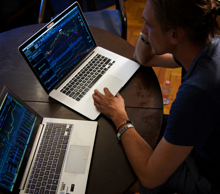 Real-time Data Streaming & Integration